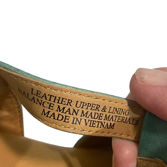 CROWN BY BORN - SIZE 7 - PALE GREEN WITH T-STRAP AND SLINGBACK HEELS - S3 - Picture 11 of 12